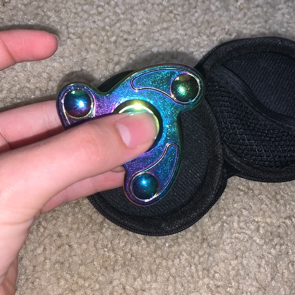 Rare fidget spinner - Picture 2 of 2